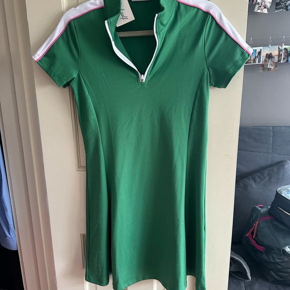 Barstool Green Athletic Golf Dress - Picture 3 of 9